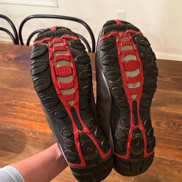 Merrell Black and Red Outdoor Shoes - Picture 5 of 5